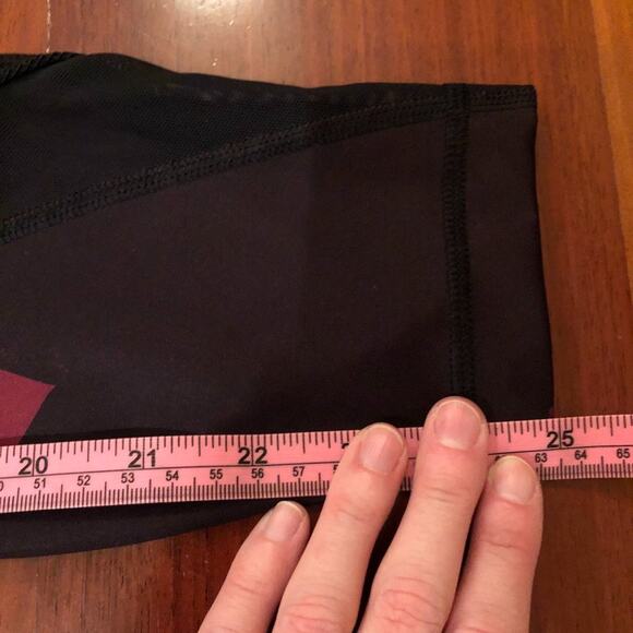 Lululemon Inspire Swirl Leggings - Picture 8 of 8